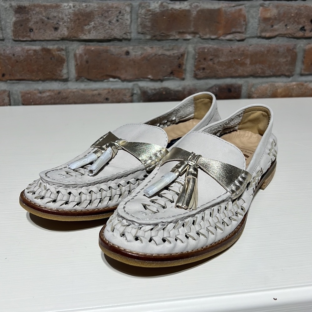 Seaport Penny PlushWave Woven Leather
Loafer